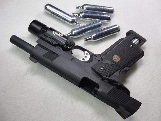 Carbon8 (カーボネイト) M45 CQP CO2