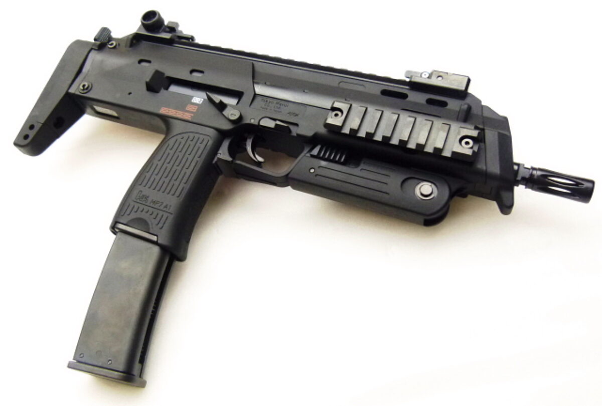 東京マルイ MP7 GBB 傷汚れあり 東京マルイ MP7 GBB 傷汚れあり