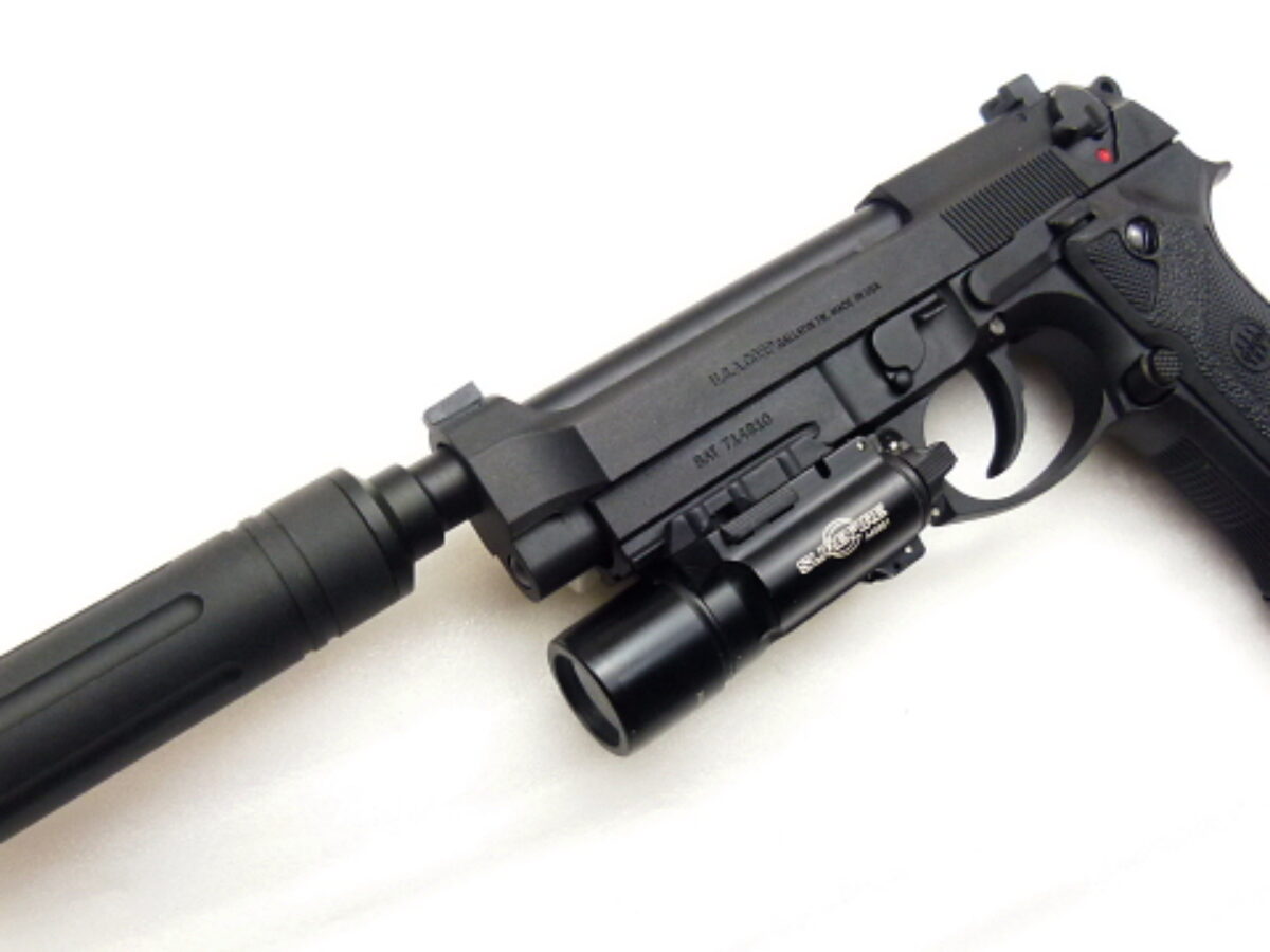 BATON BM-9 CO2ガスガン｜リアルな作動感と高精度を体験 - エアガン